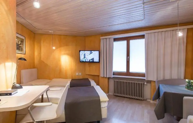 Standard-huone, Seiler S