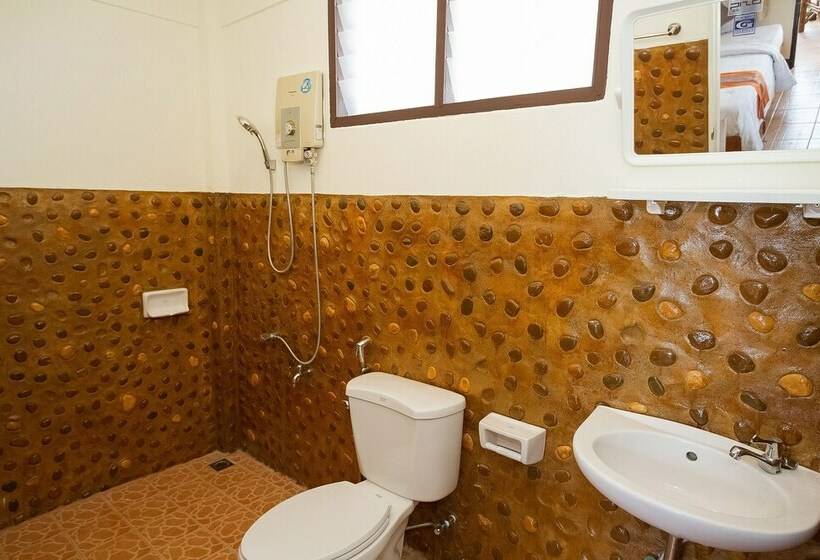 بانگلوی استاندارد, Good View Resort