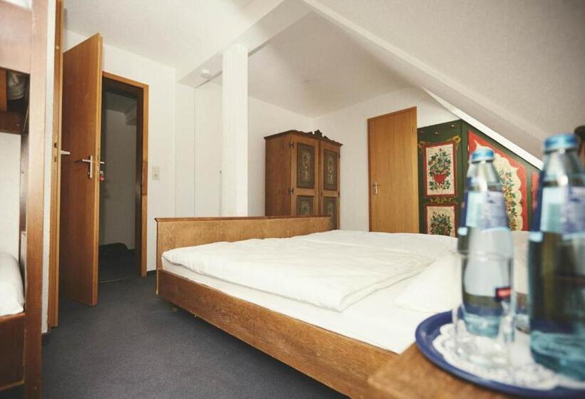 家庭间, Boutique Hotel Kokoschinski