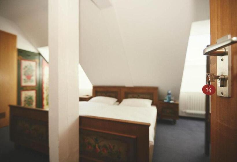 家庭间, Boutique Hotel Kokoschinski