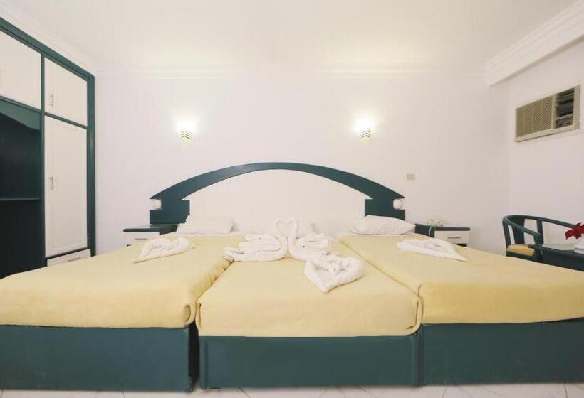 اتاق استاندارد سه نفره, Golden Beach 1 Ras Sedr