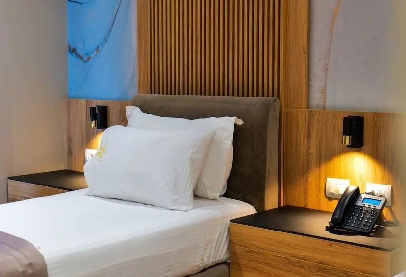 اتاق لوکس, Lord Hotel Tirana
