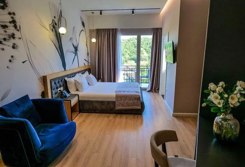 اتاق استاندارد با تخت بزرگ, Lord Hotel Tirana