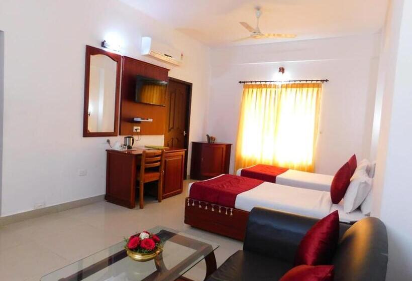 スーペリアールーム, Sandra Palace