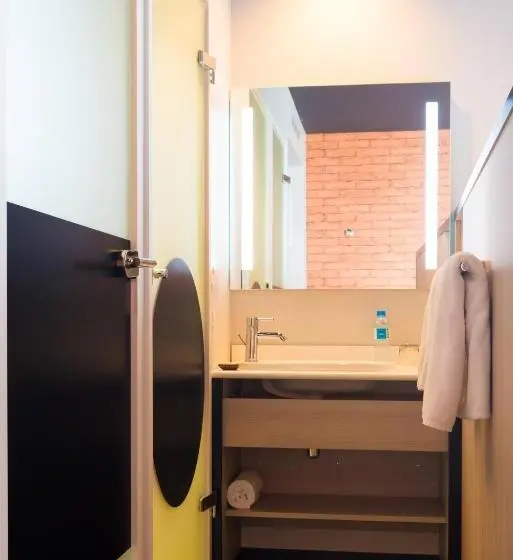 اتاق استاندارد, Onomo Hotel Conakry