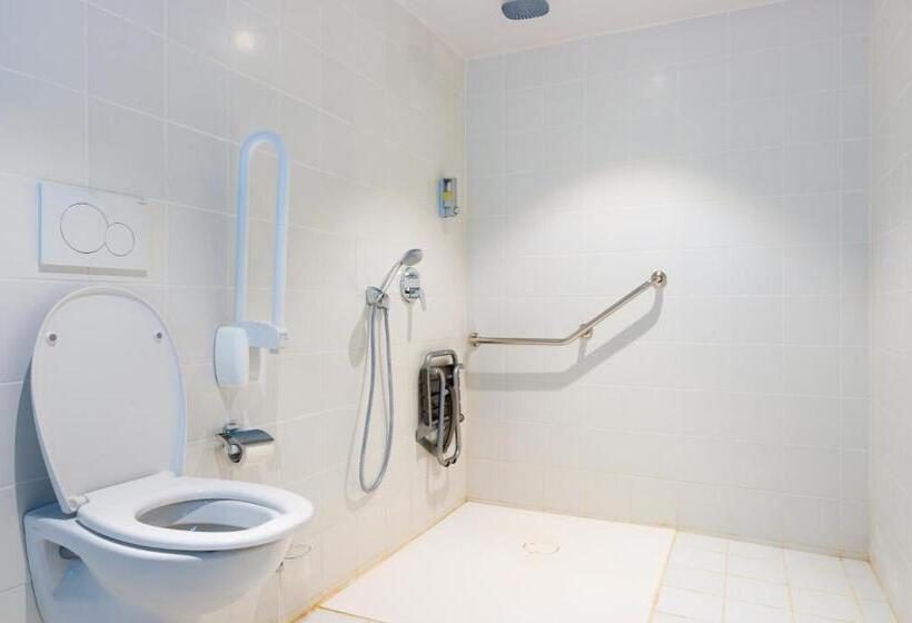Quarto Estandar, Onomo Hotel Conakry