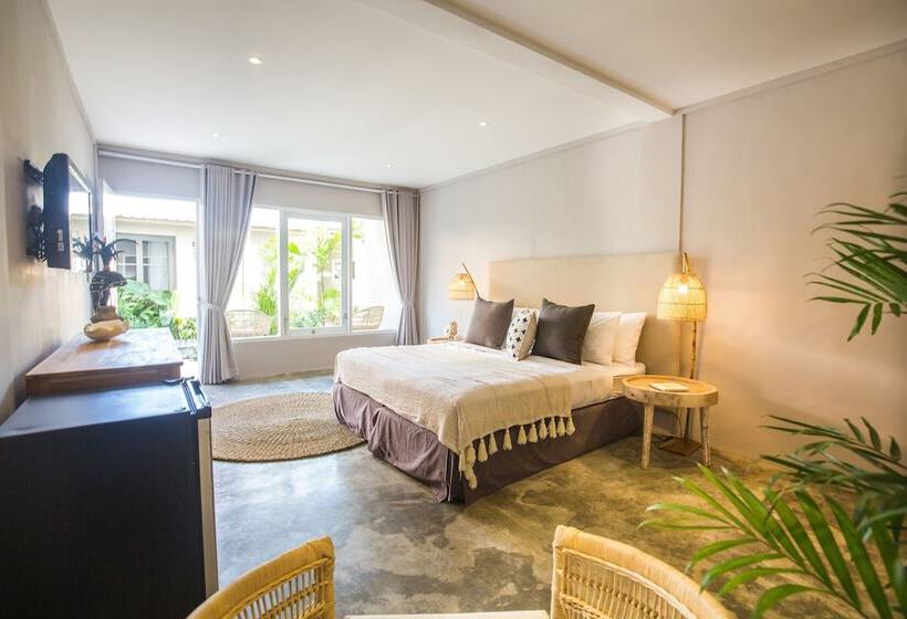 Quarto Estandar, Bloomfield Umalas
