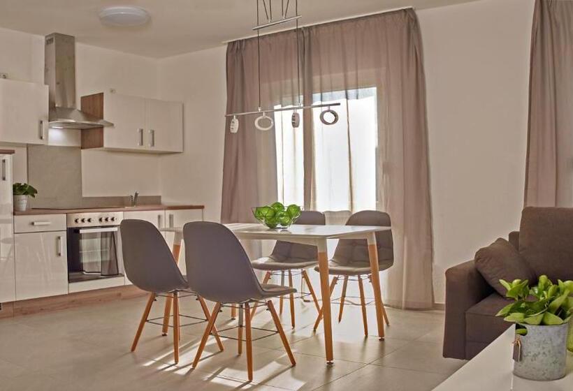 Апартаменты 2 Спальни, City Hotel Apartw3   Kostenlos Parken