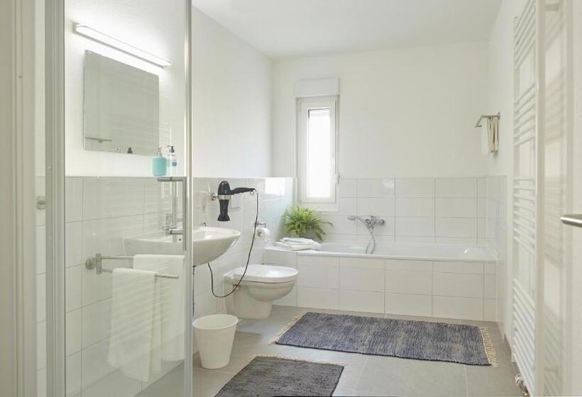 Апартаменты 1 Спальня с Балконом, City Hotel Apartw3   Kostenlos Parken