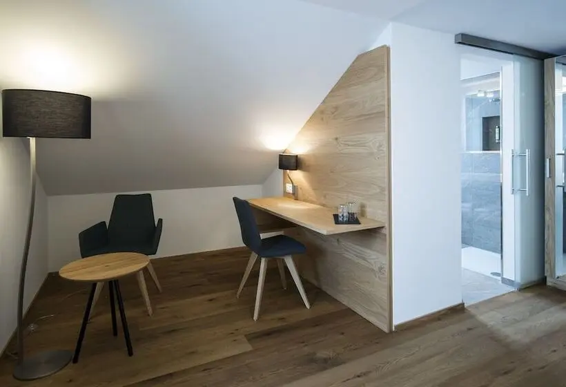 Deluxe Zimmer, Grimsel Passhöhe