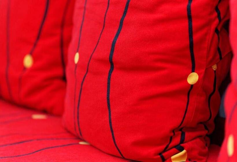 استودیوی استاندارد, Palm