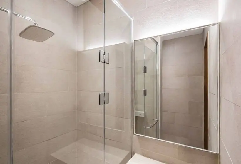 Economy-huone, Ramada By Wyndham Seoul Sindorim