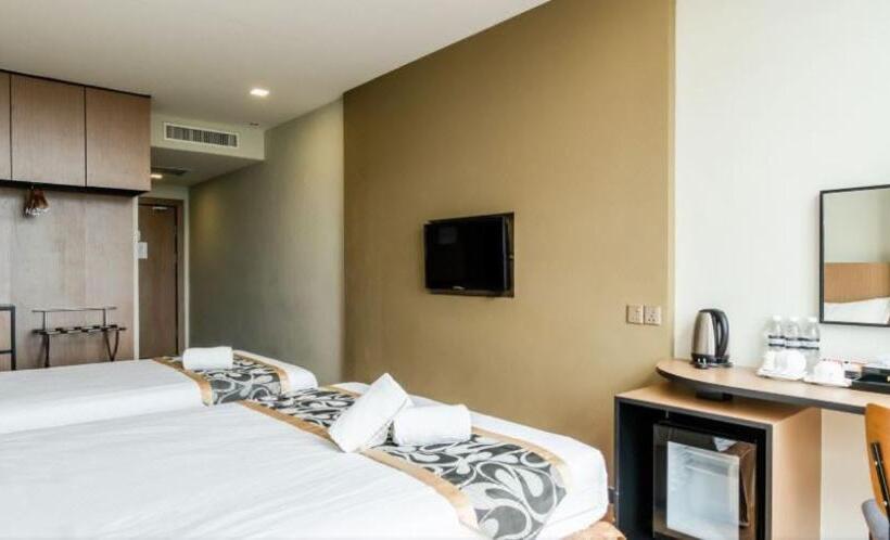 スーペリアトリプルルーム, Roxy Hotel & Apartments