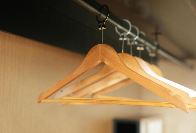 スーペリアトリプルルーム, Roxy Hotel & Apartments