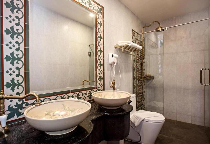 اتاق استاندارد, Supicha Pool Access Hotel Sha Plus