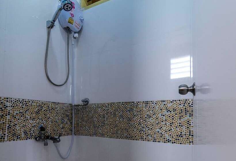 חדר סטנדרט חדר אמבטיה משותף, Maikhao Boutique Hostel