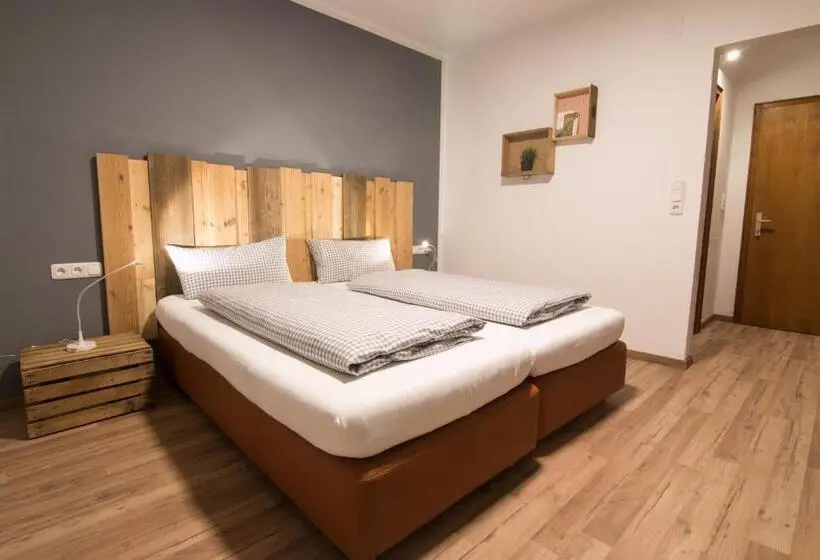 バルコニー付きスタンダードルーム, Mellow Mountain Hostel