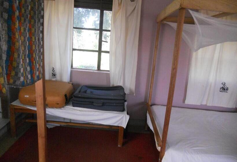 اتاق لوکس, Masaka Backpackers, Tourists Cottage & Campsite