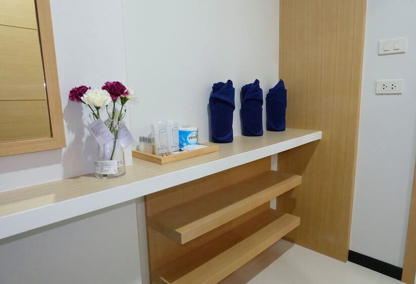 스탠다드 트리플 룸, Bangkok Boutique Resort Rangsit