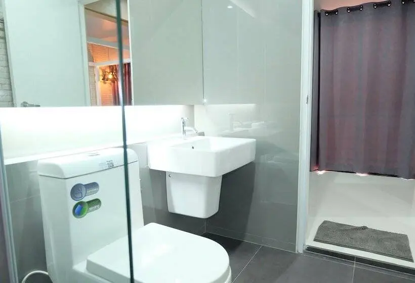 スタンダードトリプルルーム, Bangkok Boutique Resort Rangsit