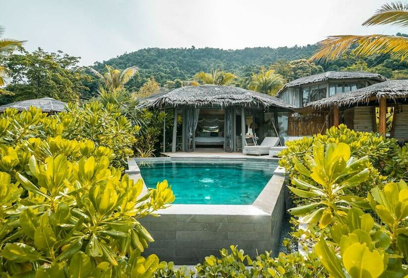Вилла с 1 спальней и бассейном, Treehouse Villas   Adults Only