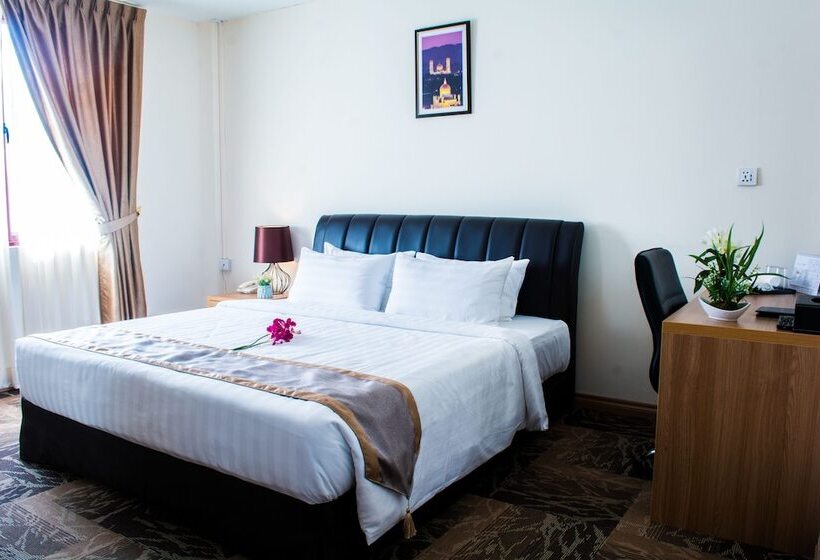 اتاق سوپریور, Alafiah