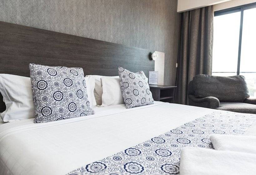 غرفة ديلوكس, Kapital