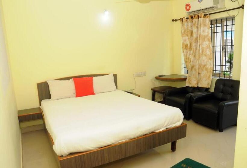 غرفة ديلوكس, The Vishnu Residency