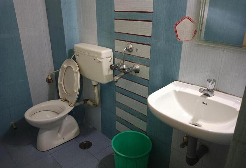 غرفة إقتصادية, The Vishnu Residency