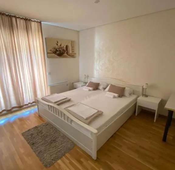 اتاق استاندارد, B&b Alex18