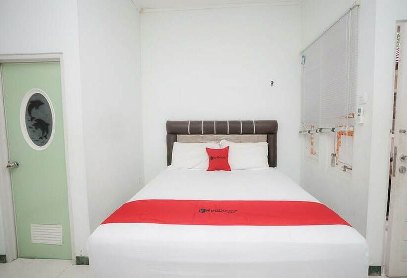 غرفة قياسية, Reddoorz Near Bundaran Kecil Palangkaraya