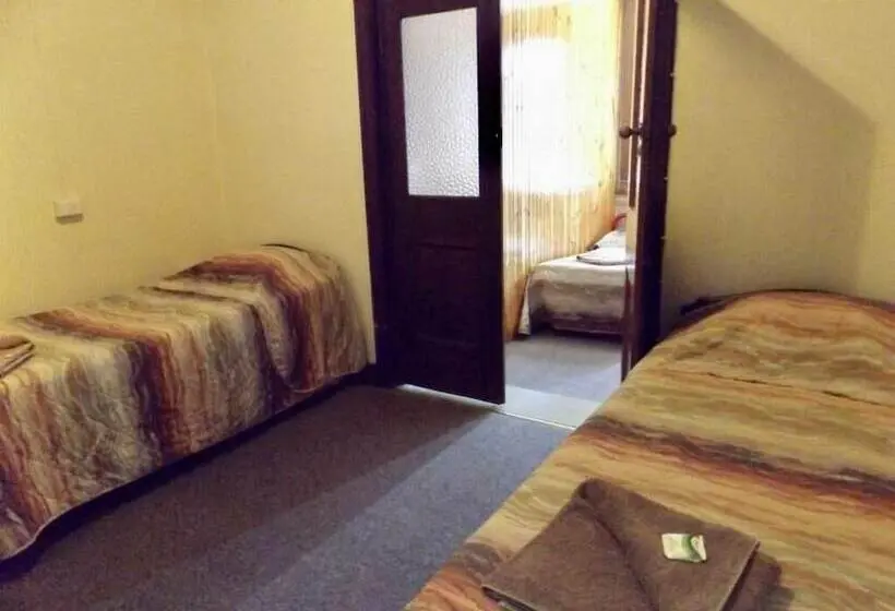 浴室共有スタンダード4人用ルーム, Imperial Hotel Coonabarabran