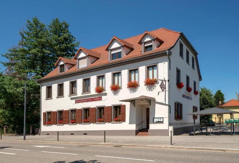 اتاق استاندارد سه نفره, Restaurant De L Europe