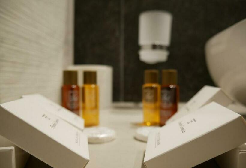 استودیوی استاندارد, Berane