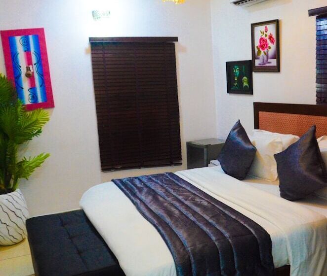 اتاق لوکس, J Gibson Suite