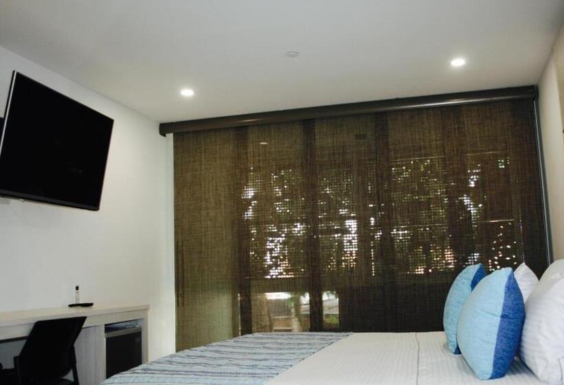 غرفة سوبيريور, Madeiro