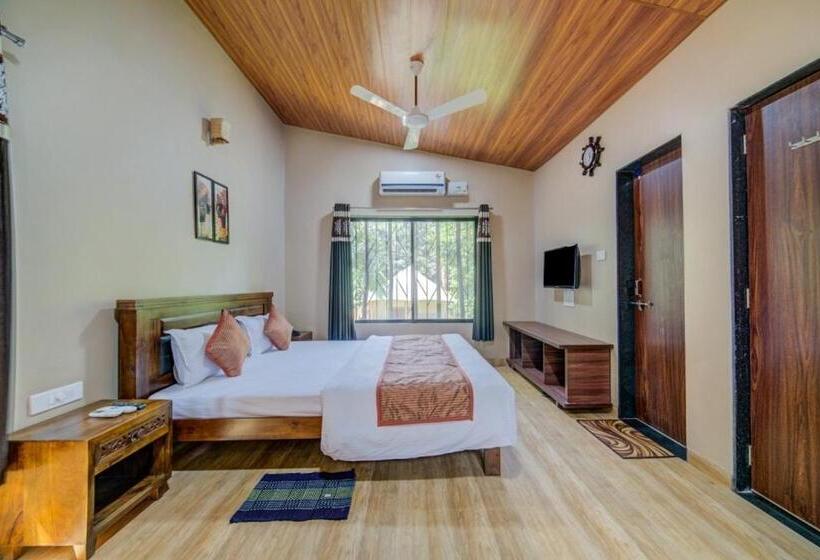 اتاق استاندارد با چشمانداز استخر, Coconut Beach Farm