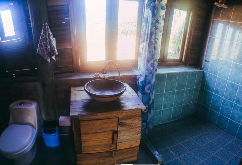 带海景的复工套房, Mano A Mano Eco Hostal