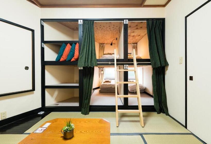 Dört Kişilik Standart Oda, Tokyo Guest House Ouji Music Lounge