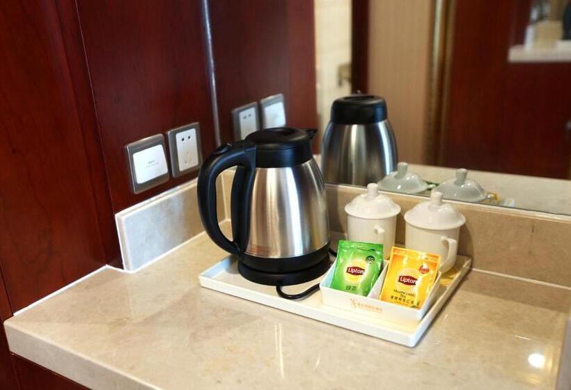 Habitació Familiar Deluxe, 维也纳国际酒店上海浦东机场自贸区店一提供浦东机场和迪士尼免费班车接送