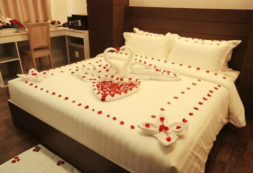 اتاق سوپریور, The Hotel Mawtin