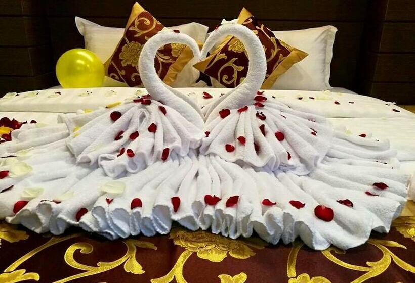 اتاق سوپریور, The Hotel Mawtin