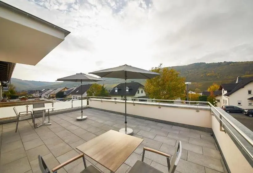 Basic-huone, Wein Quartier Leo Pazen