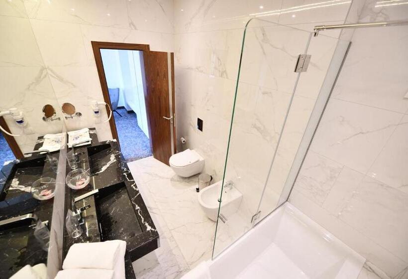 غرفة ديلوكس, Austria & Bosna