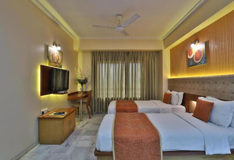 חדר דלוקס, President