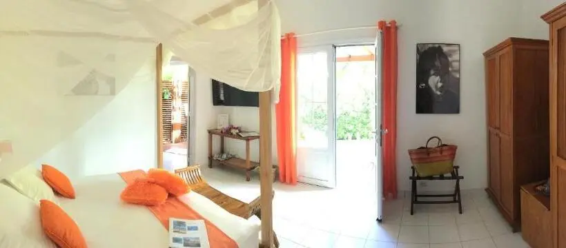 اتاق لوکس, Chambres D Hôtes Chez Flo