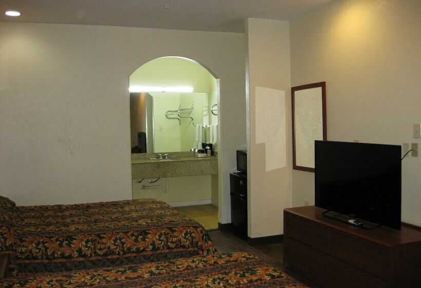 Номер Deluxe, Relax Inn & Suites