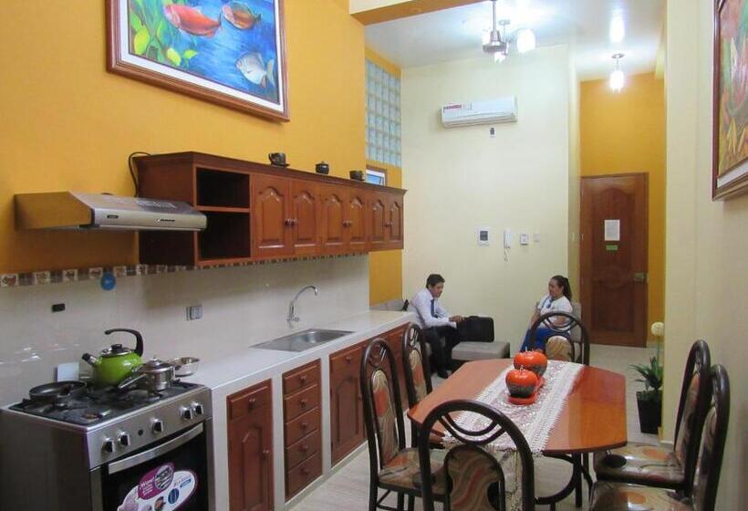 سوییت جونیور, Alojamiento El Cardenal