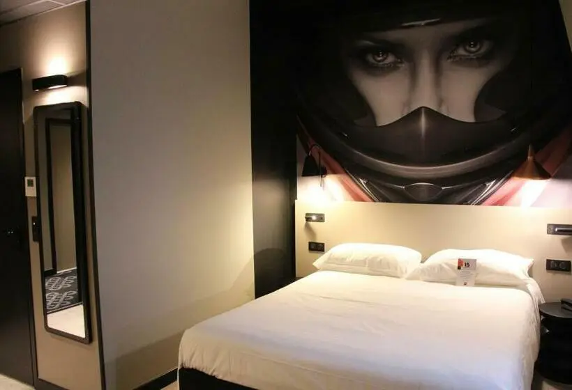 スタンダードルーム, Ibis Le Mans Centre Gare Nord