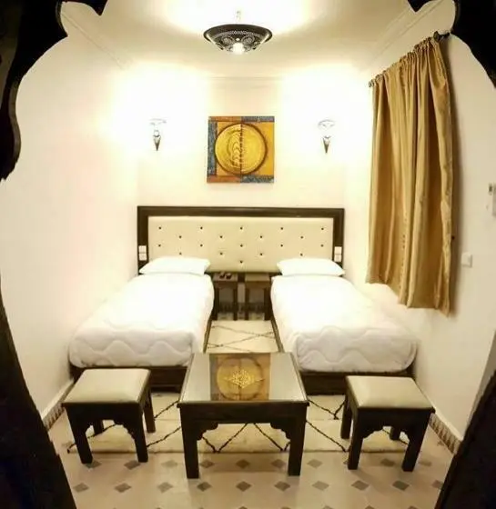 اتاق خانوادگی, Les Rêves De Marrakech